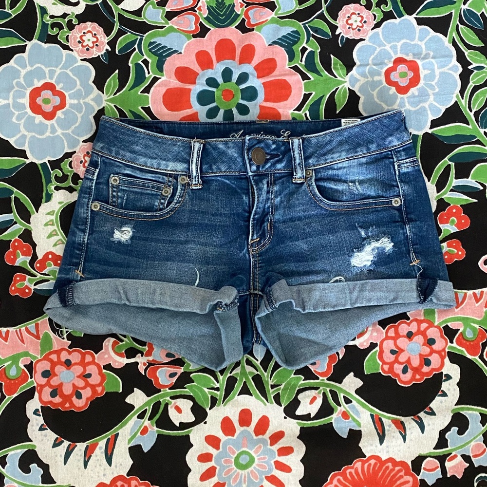 American Eagle Outfitters Blue Jean Shorts Distressed Casual